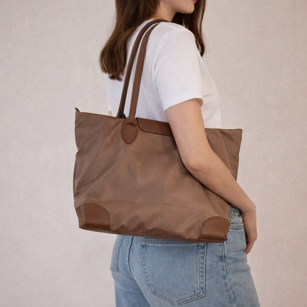 Handbag - Picture 1 of 5